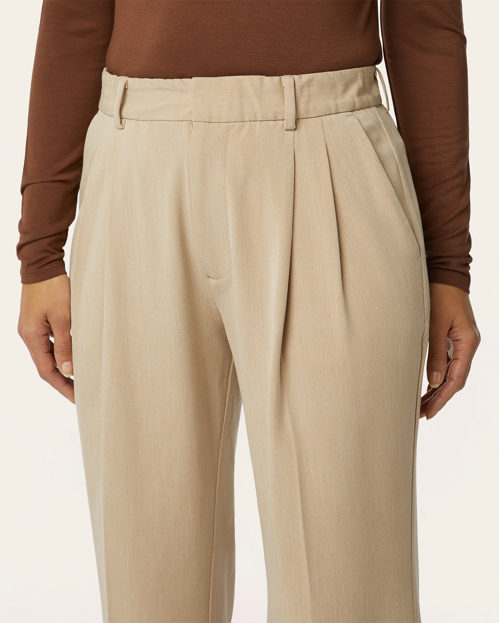 Signature Suit - Sand