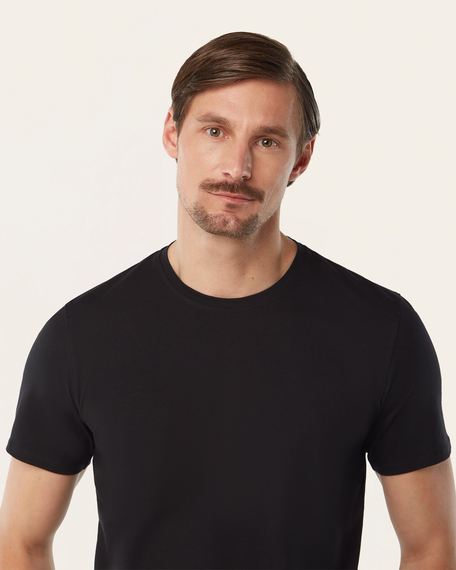 Seasonal t-shirt 2-pack bundle | Dark plum & Black