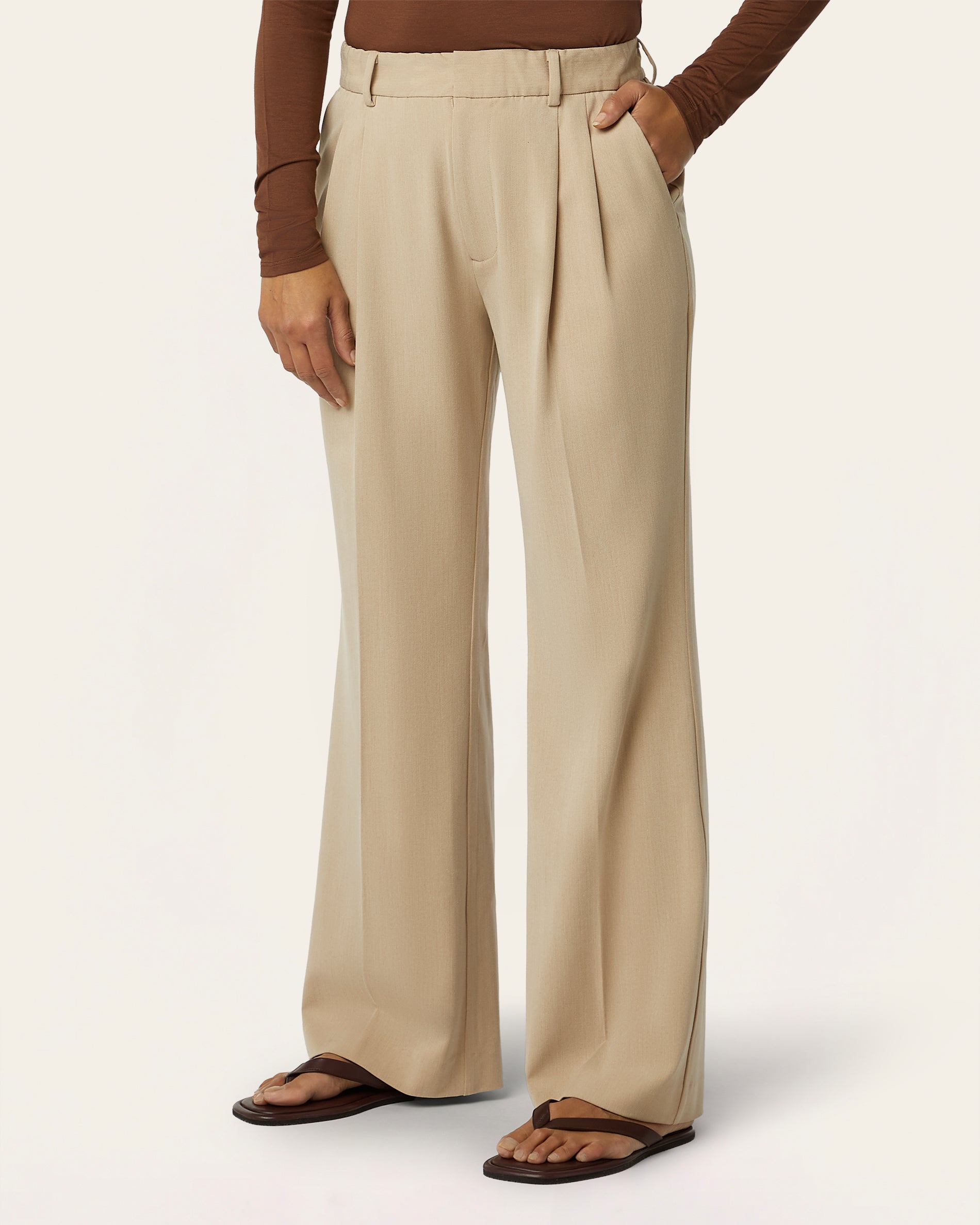 Signature Suit - Sand