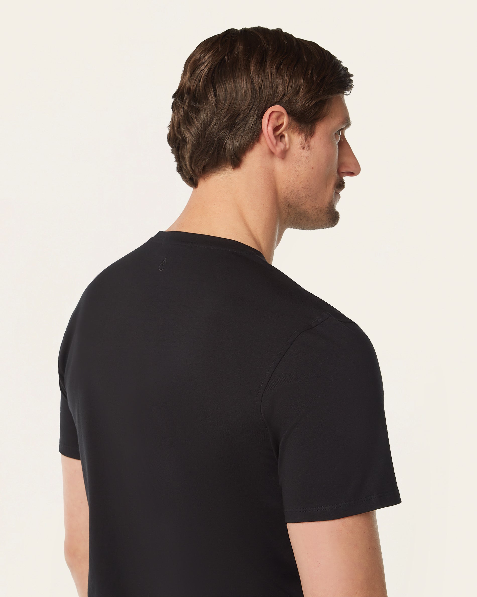 Seasonal t-shirt 2-pack bundle | Dark plum & Black